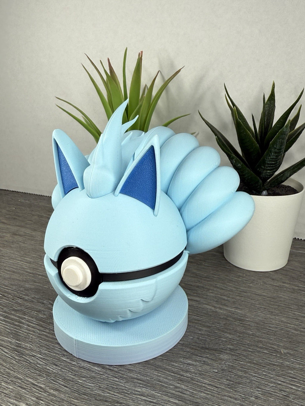 Pokemon TCG Alolan Ninetales Inspired 3D Printed Pokeball