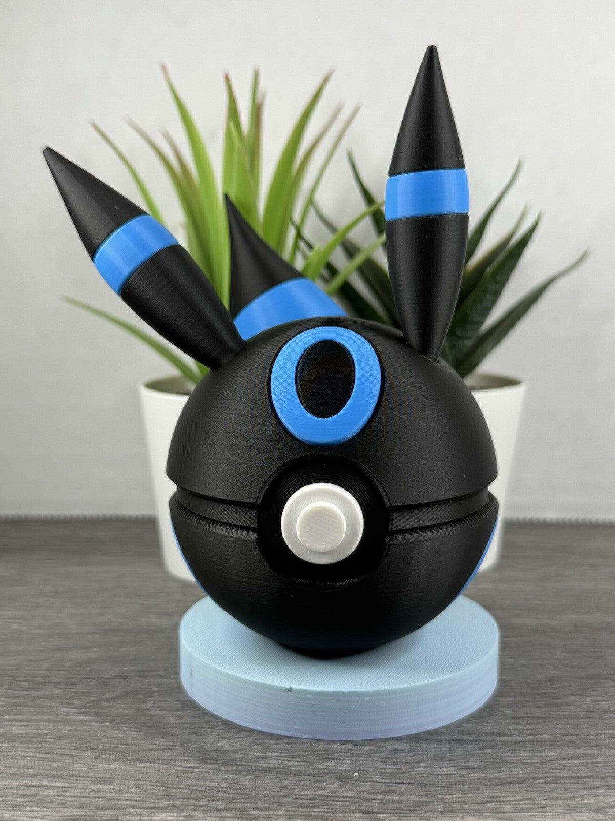 Pokemon TCG Shiny Umbreon Inspired 3D Printed Pokeball
