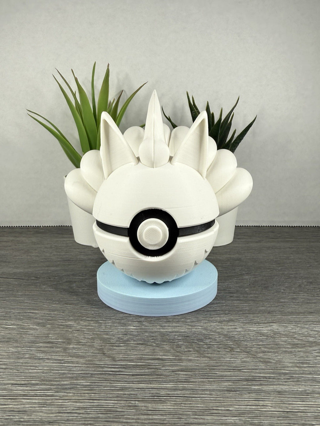 Pokemon TCG Shiny Ninetales Inspired 3D Printed Pokeball