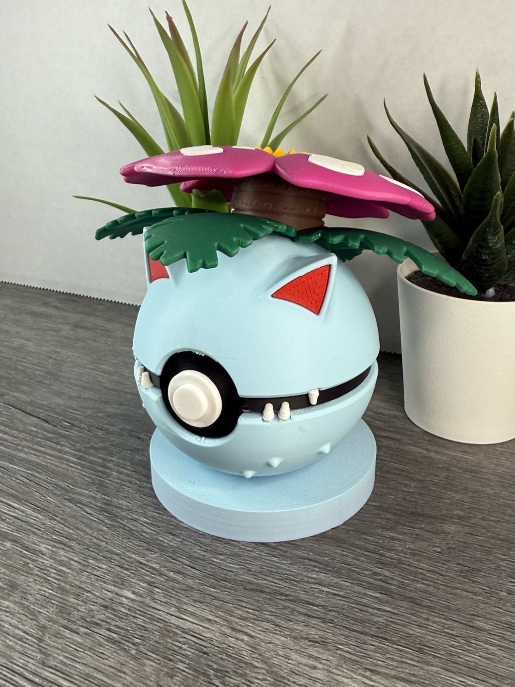 Pokemon TCG Venusaur Inspired 3D Printed Pokeball