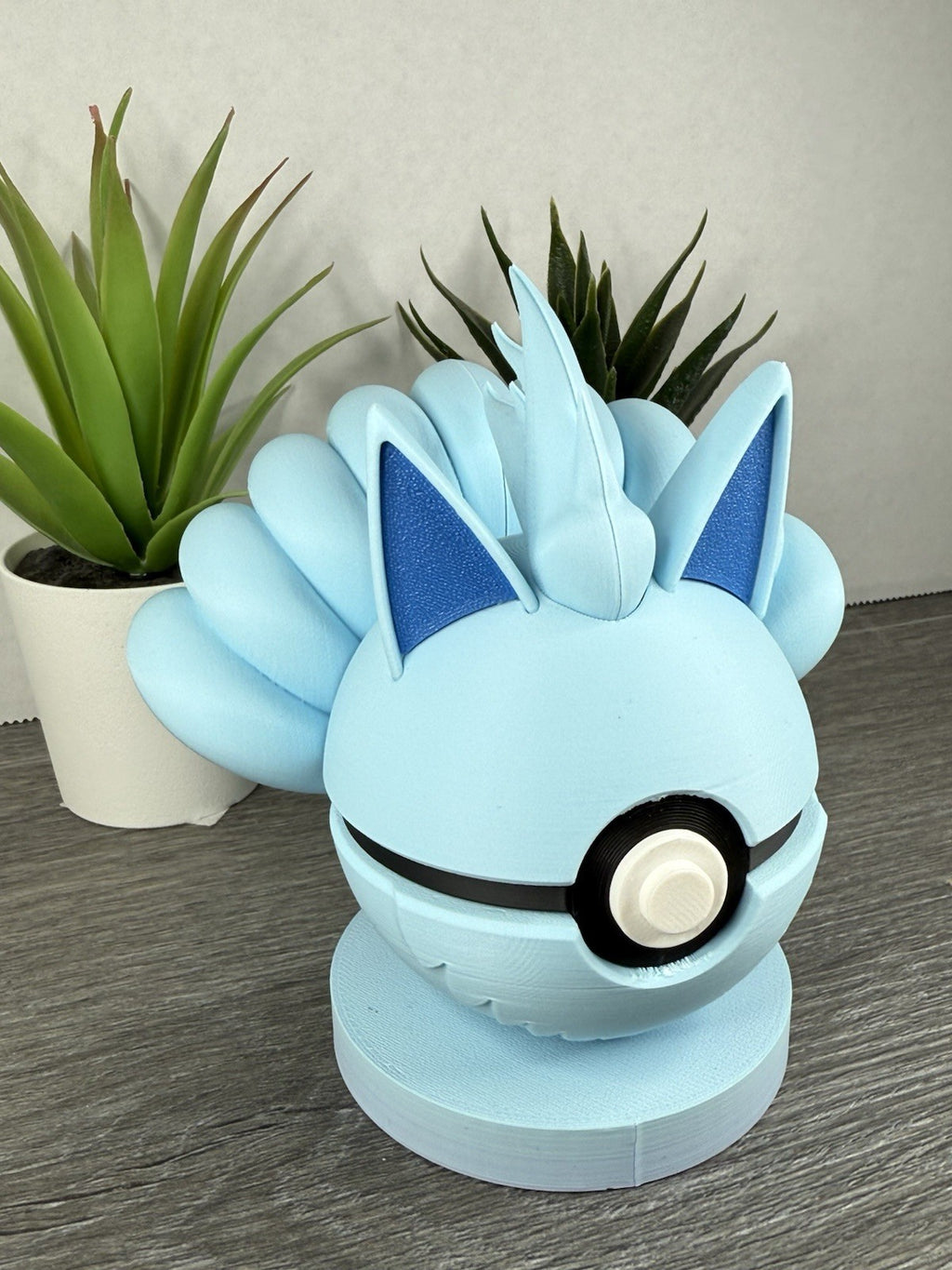 Pokemon TCG Alolan Ninetales Inspired 3D Printed Pokeball