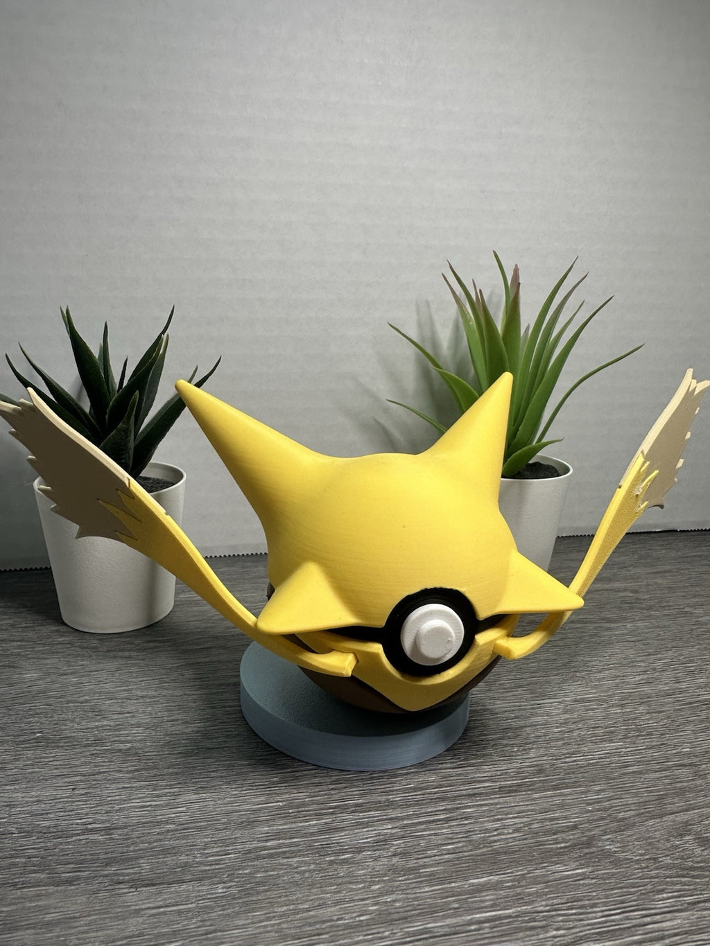 Pokemon TCG Alakazam Inspired 3D Printed Pokeball