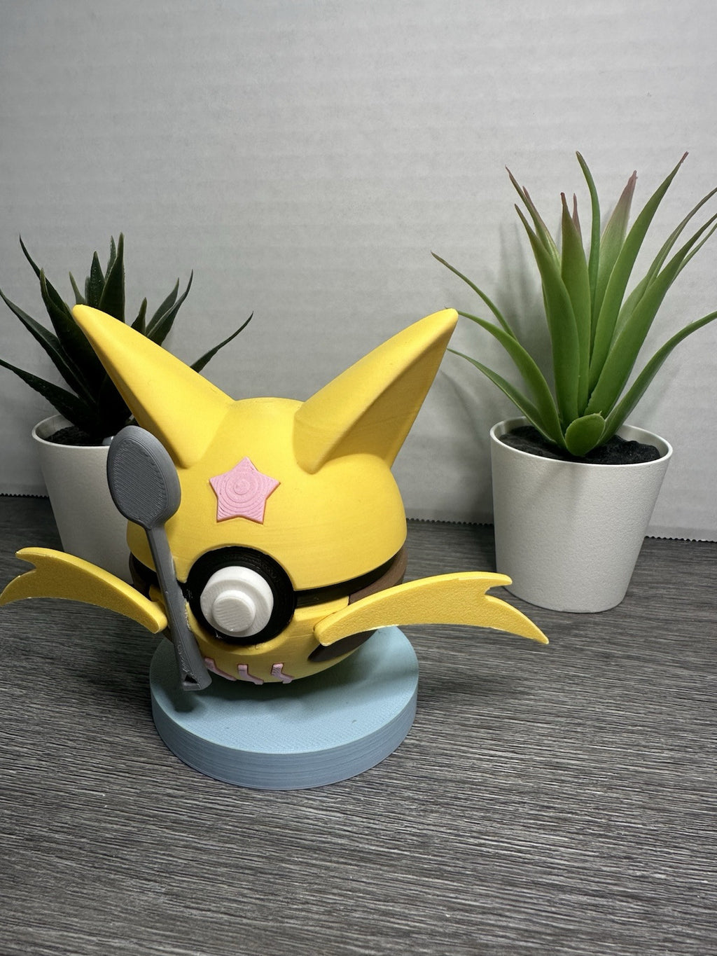 Pokemon TCG Kadabra Inspired 3D Printed Pokeball